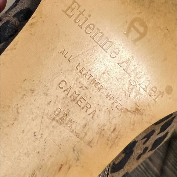 SOLD!! 8.5 Vintage y2k sueded cheetah leather chunky stacked square heeled boots - Picture 7 of 13